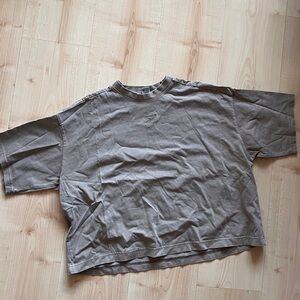 Reebok Women's Relaxed Fit Brown Short-Sleeve Shirt